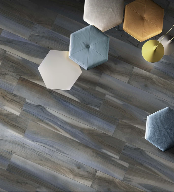 Vente de carrelage extérieur imitation bois pour terrasse et tour de piscine Martigues