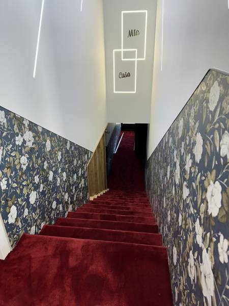 parement de mur floral en carrelage 60x120 a saint mitre les remparts 13920