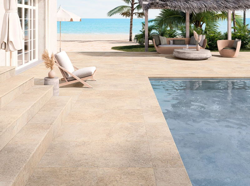 serie summer à Martigues pour tour de piscine 60x120 